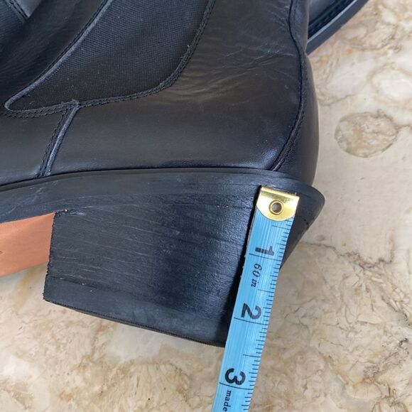 DKNY Black Leather Pointed Toe Cuban Heel Chelsea Boots Rare - Picture 13 of 14